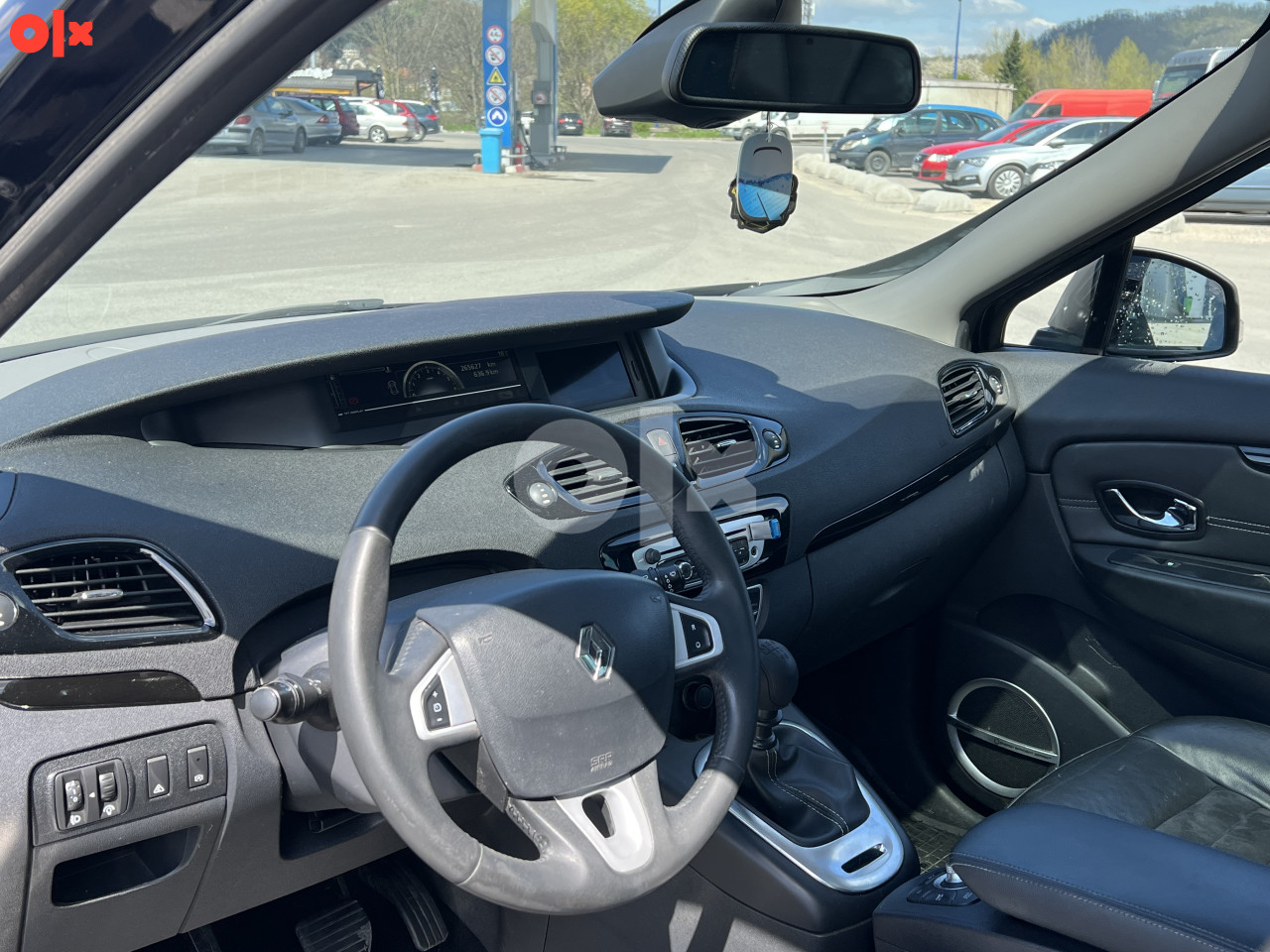 Renault Grand Scenic Initiale Paris