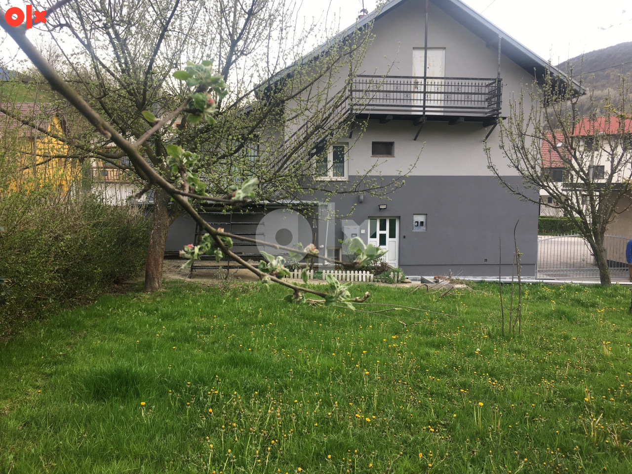 Kuca sa poslovnim Hadžići 3