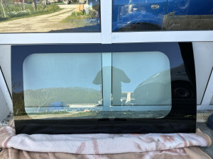 OPEL VIVARO RENAULT TRAFIC PRIMASTAR STAKLO ZADNJE