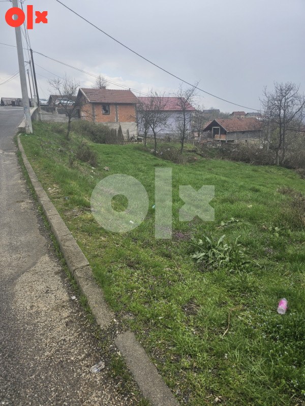 Zemljište 1000 m² i dvije kuce Sarajevo Hrasno Brdo – další
