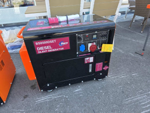 AGREGAT ZA STRUJU SMITH AUSTRIA 220V DIZEL MONOFAZNI