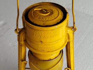 NIER FEUERHAND original stara lampa svjetiljka kerozin