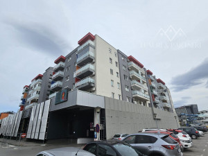 TOP LOKACIJA!!Prodajem luksuzan stan -ILIDZA (Grand centar)