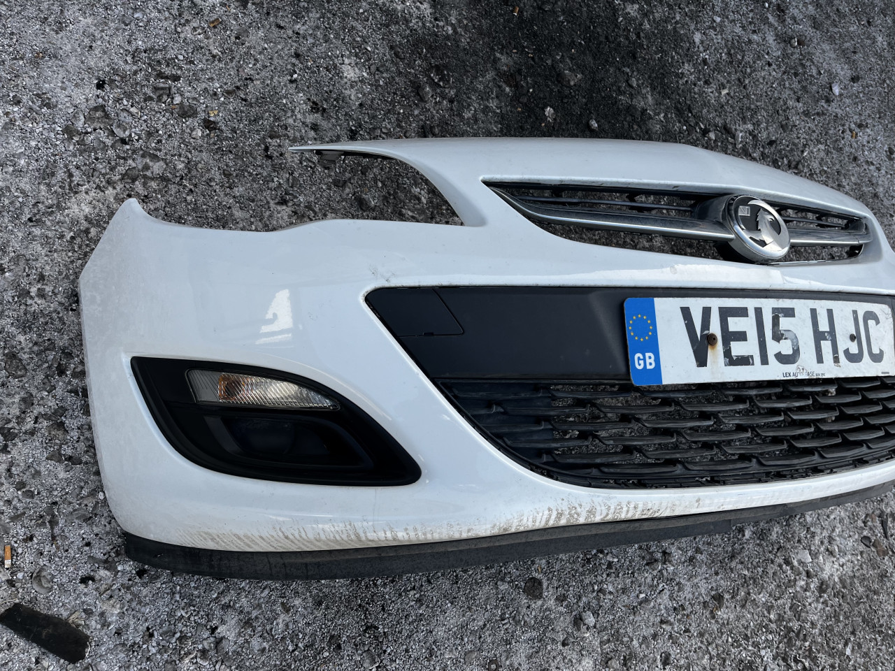 prednji branik karambolka opel astra j 10-16