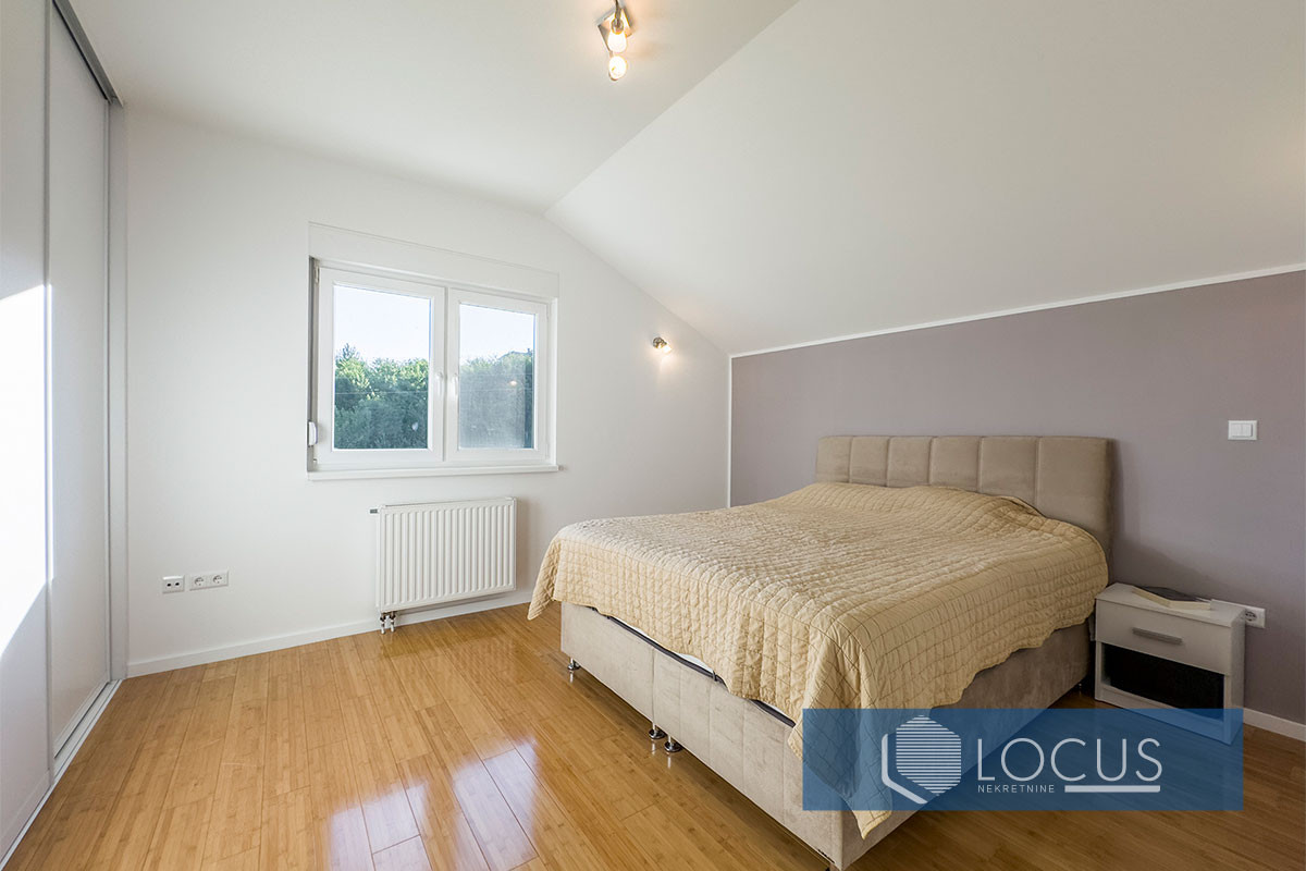 LOCUS: Kvalitetno građena kuća, Blagovac, Vogošča 13