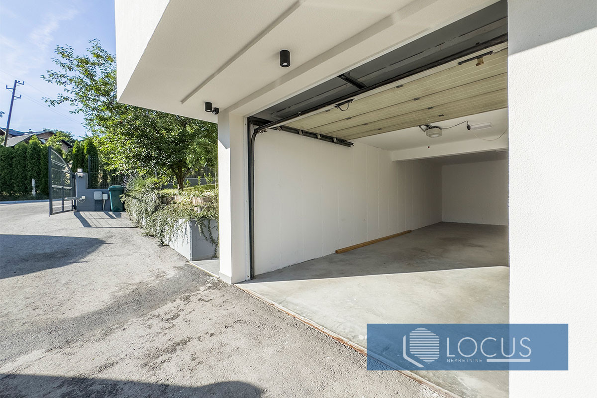 LOCUS: Kvalitetno građena kuća, Blagovac, Vogošča 20