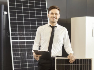 4000KM Plaća Projektant i Prodavač solarnih Elektrana Posao