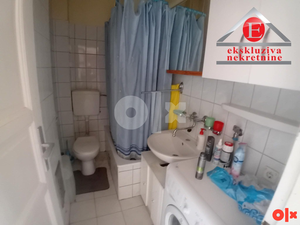 - KLANAC - Stambeno poslovna zgrada ID 4010/DŠ 14