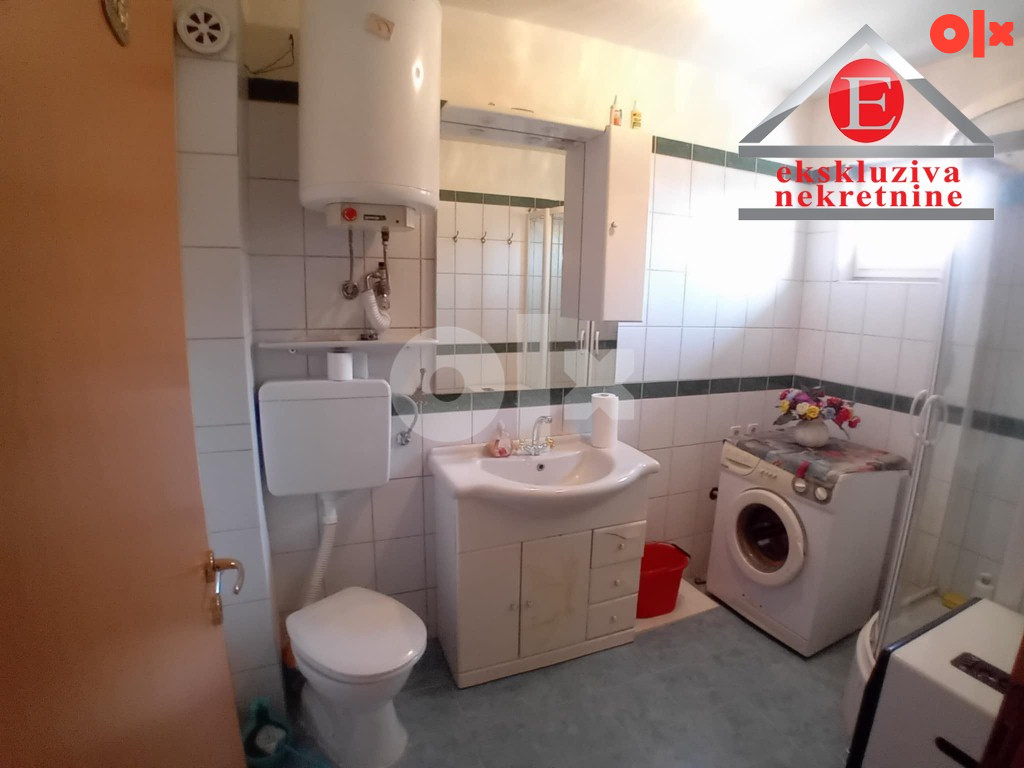 - KLANAC - Stambeno poslovna zgrada ID 4010/DŠ 13