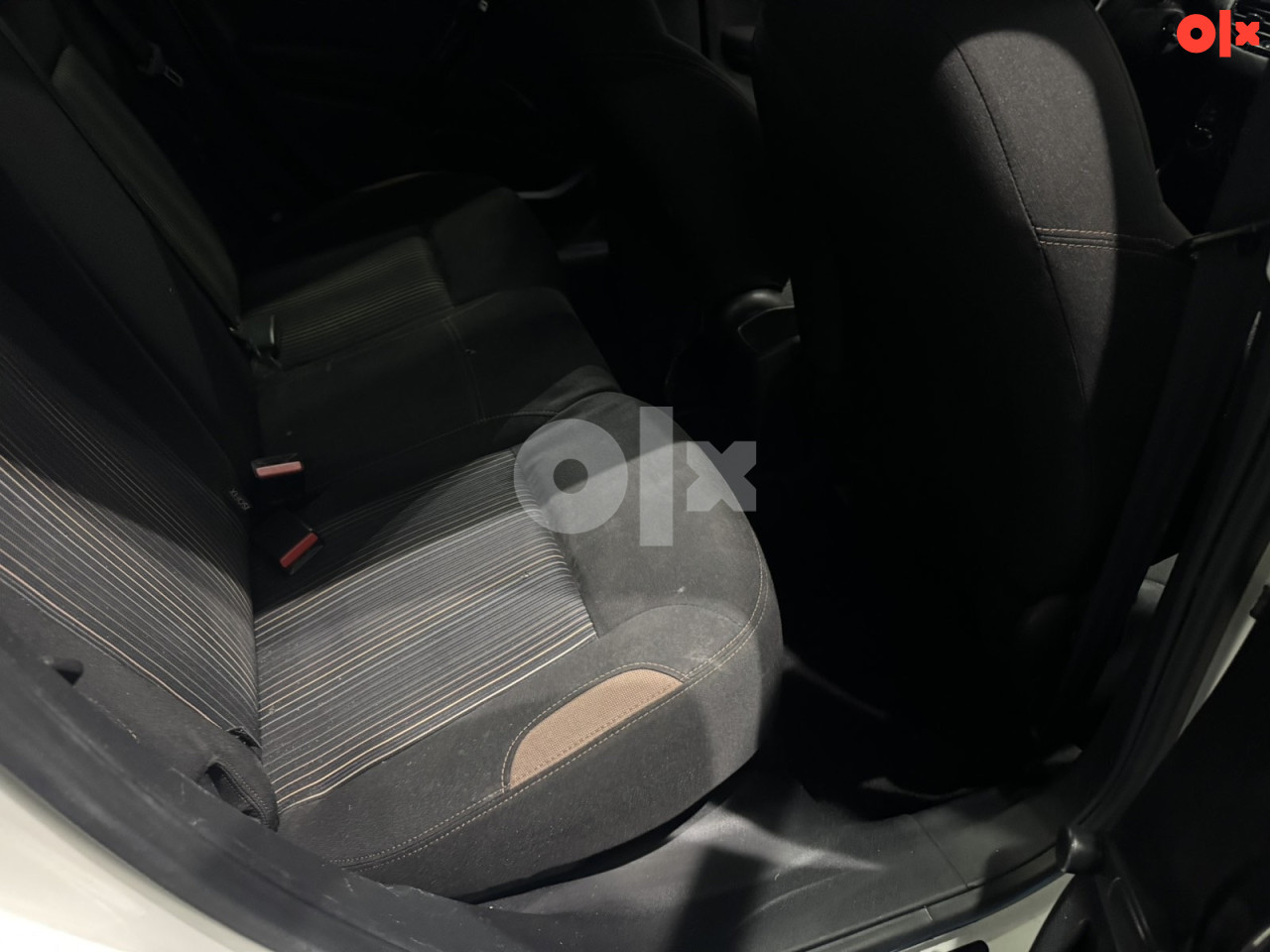 PEUGEOT 208 1,6 BLUEHDI, 2015 GODINA, TEK REGISTROVAN