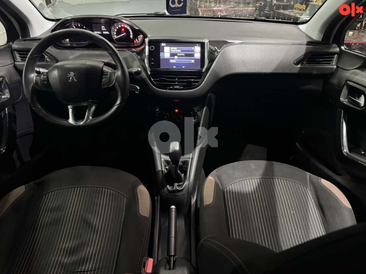 PEUGEOT 208 1,6 BLUEHDI, 2015 GODINA, TEK REGISTROVAN