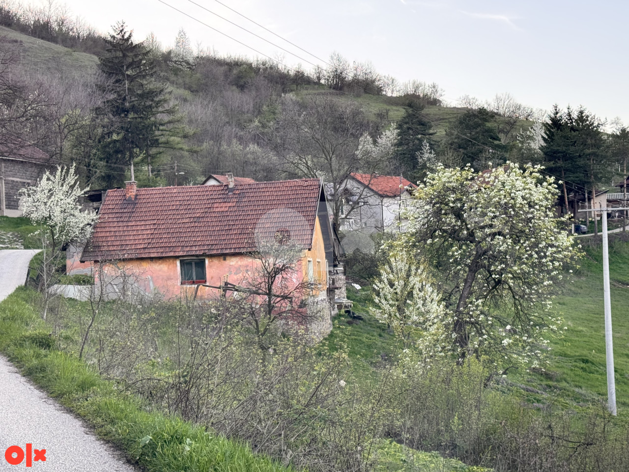 Kuća i zemlja Zenica 1/1 sa pratećim objektima i dozvolama 3