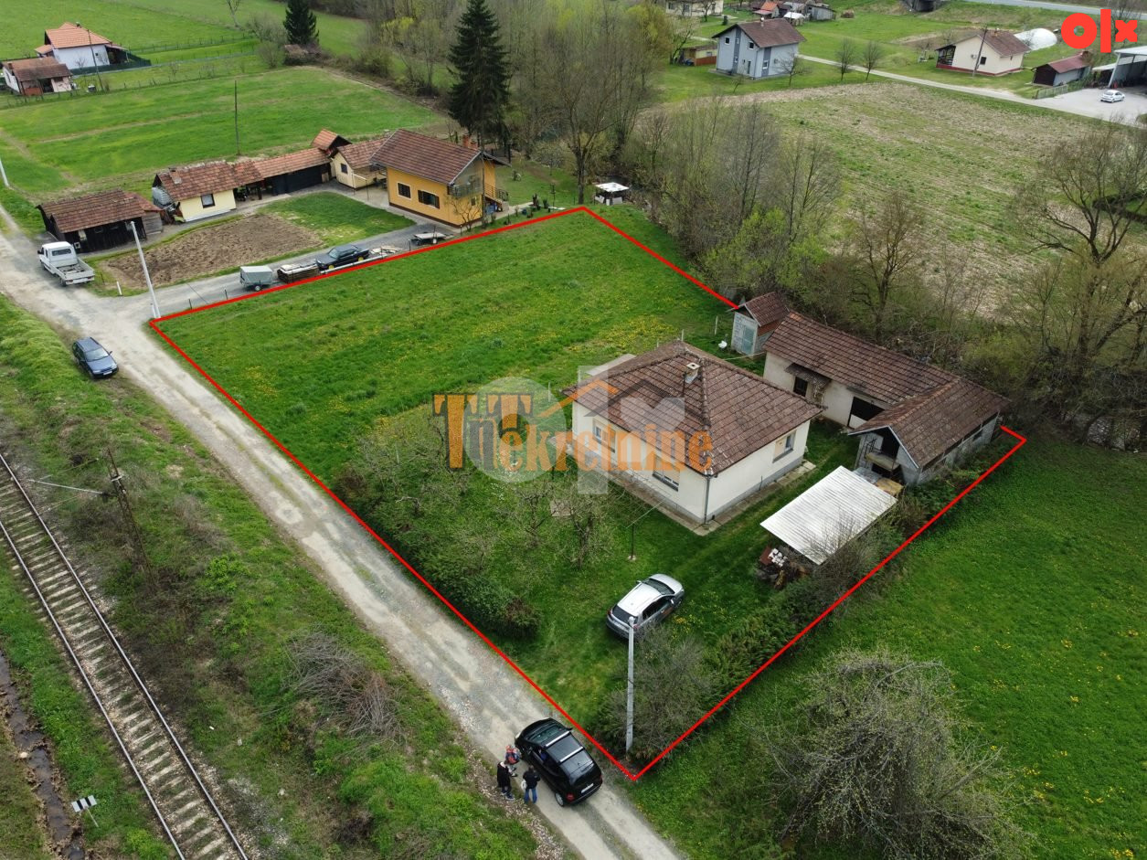 Kuća 76m2 i placa 1781m2 - Prijakovci 2
