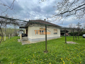 Kuća 76m2 i placa 1781m2 - Prijakovci photo 4