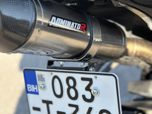 Preklopni nosač za tablicu za motor