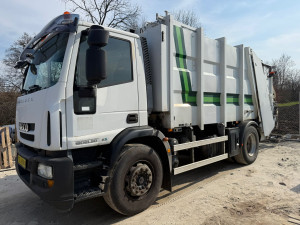 NAJAM IZNAJMLJIVANJE RENTA KAMIONA SMEĆARA