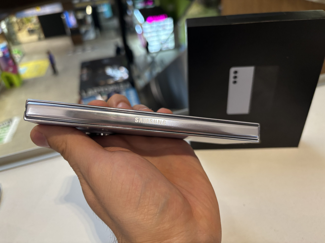 Samsung Galaxy Z Fold 5 12/512GB*6mj.garancija*kao NOV