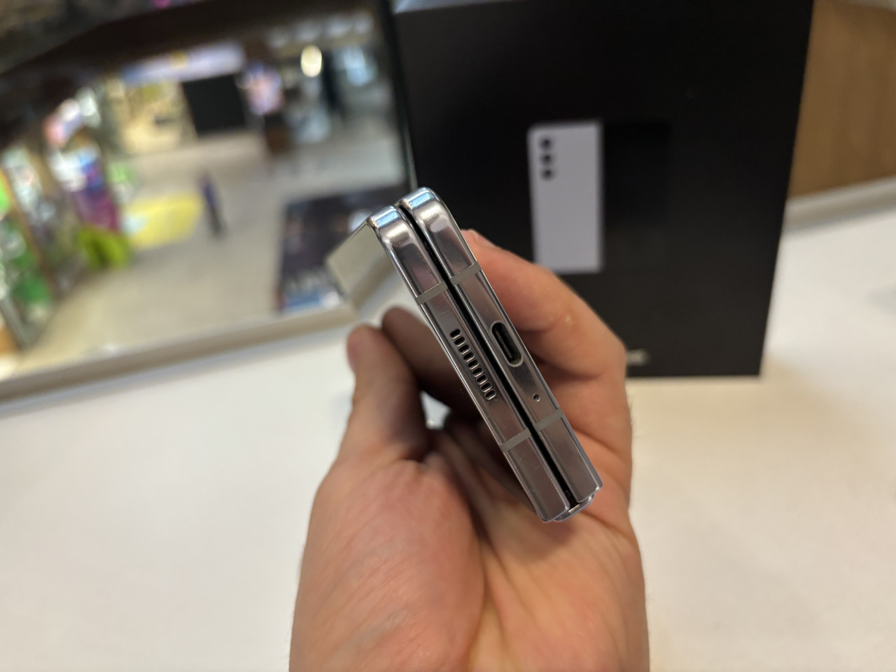 Samsung Galaxy Z Fold 5 12/512GB*6mj.garancija*kao NOV