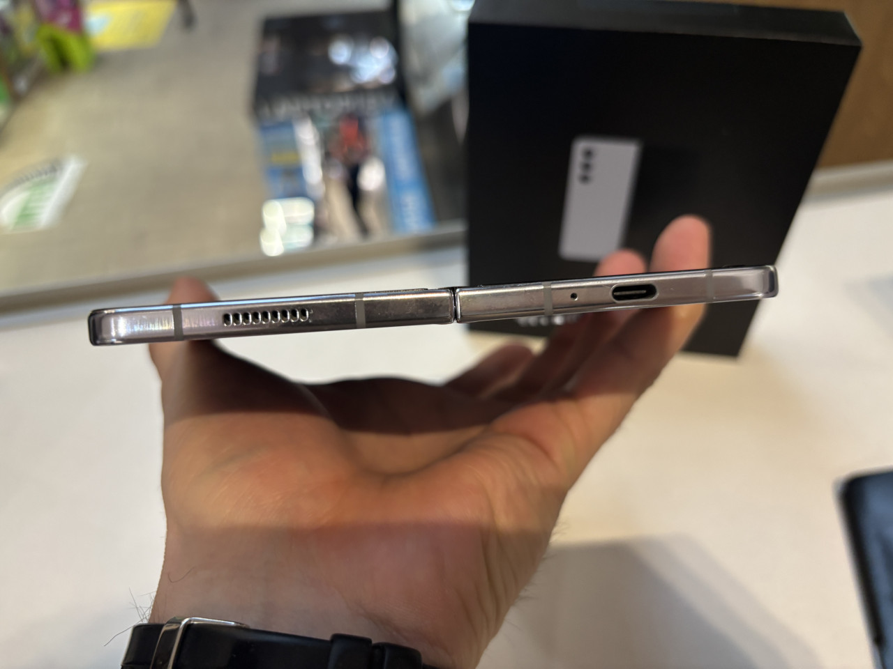 Samsung Galaxy Z Fold 5 12/512GB*6mj.garancija*kao NOV