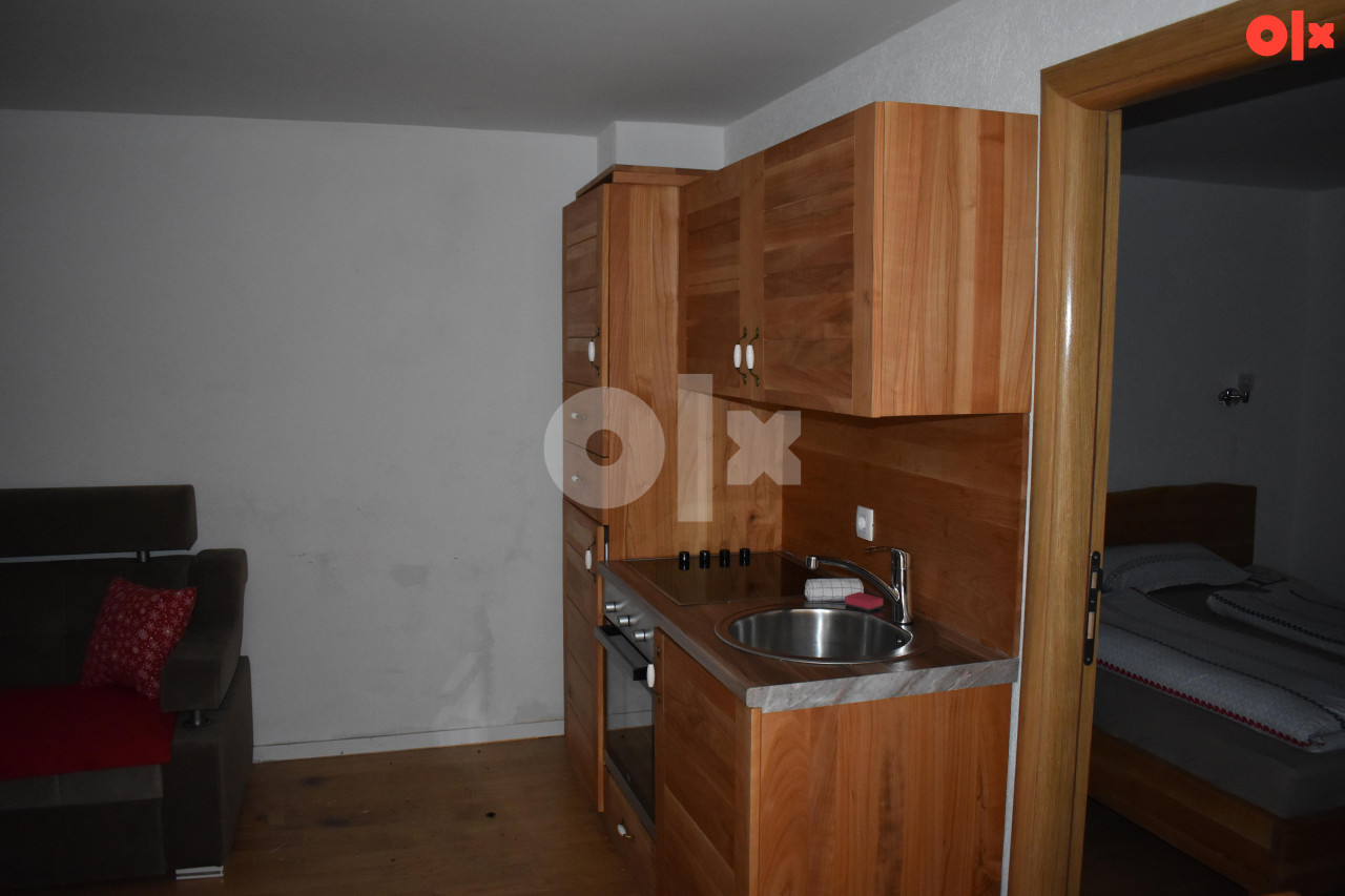 Vikendica na Vlašiću, Kukotnica 12