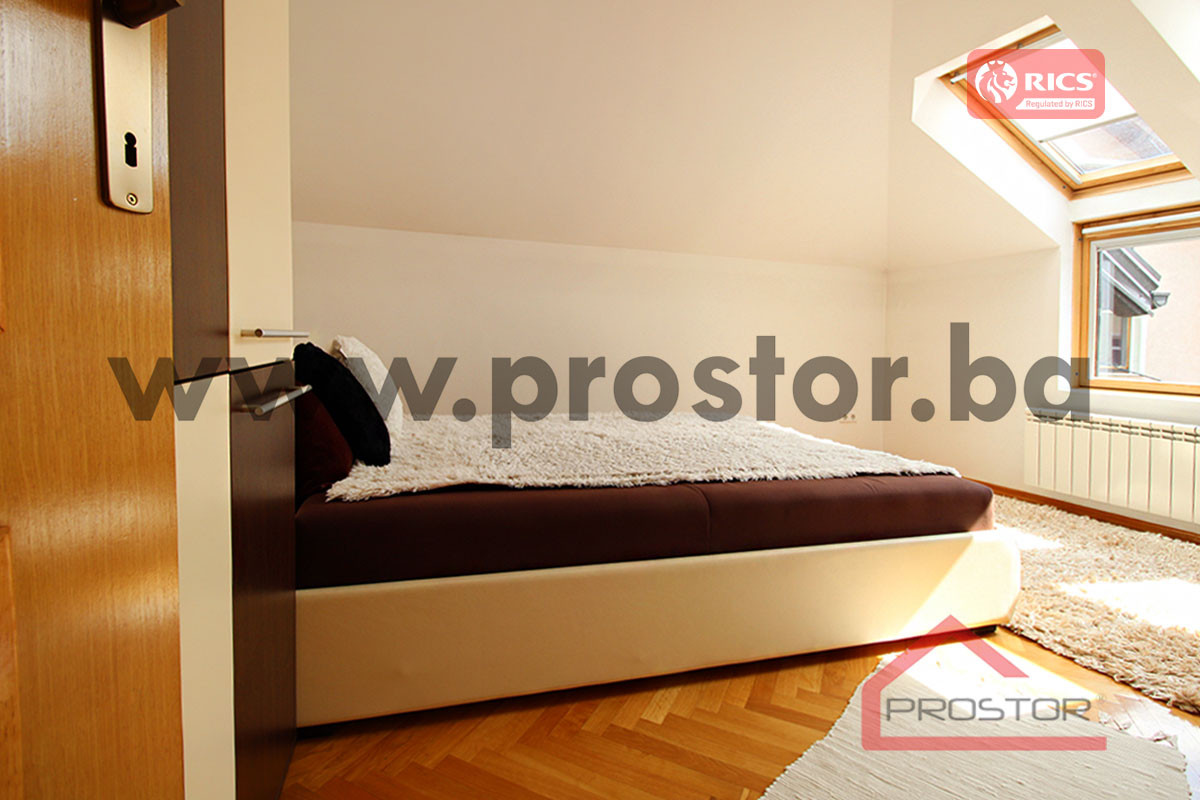 PROSTOR izdaje: Trosoban stan, Stari Grad 5