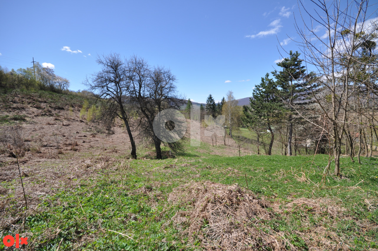 Zemljište  Pazarić- Resnik  2200m2 5