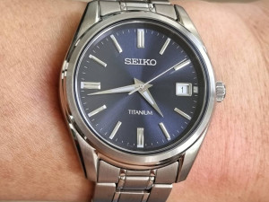 Seiko Titanium Quartz SUR373P1 Muški sat