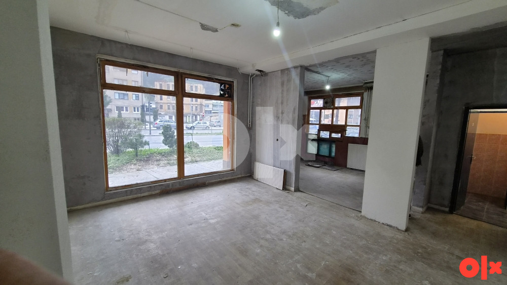 Poslovni prostor Travnik 8