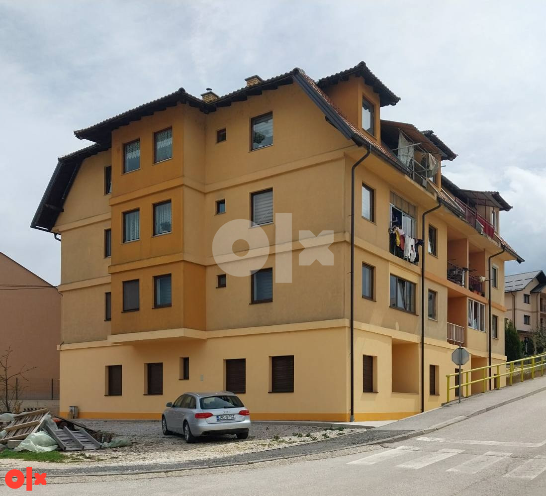 Poslovni prostor 31.76 m2 Pale