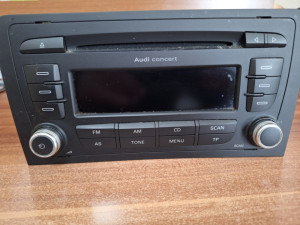 AUDI A3 8P Audi concert 2010 RADIO CD