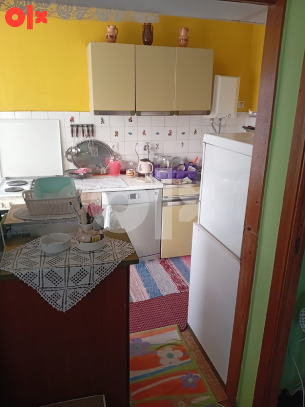 Prodajem stan u Banovićima (zvjezdara) 3