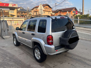 Jeep Liberty Stranac