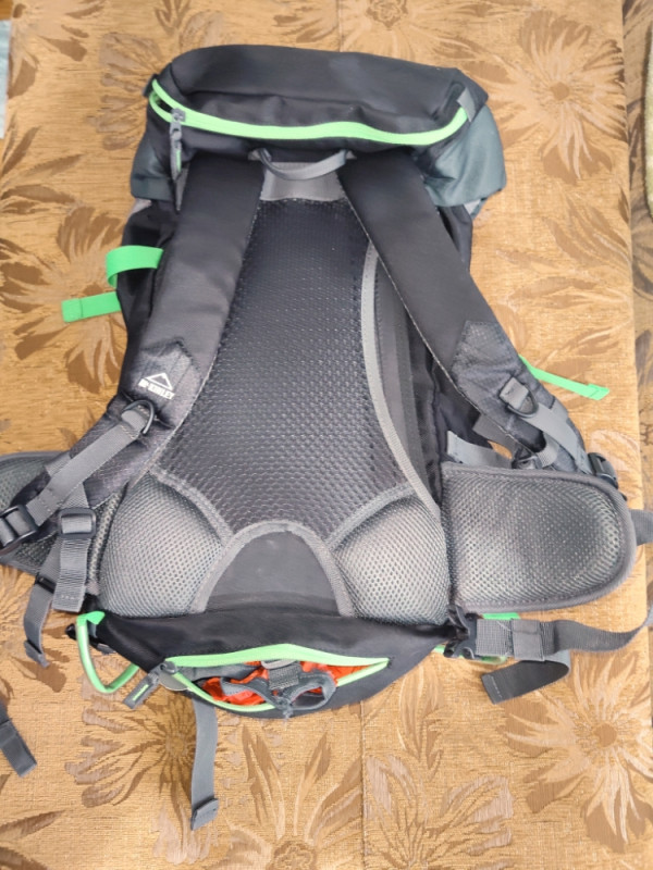MCKINLEY 28l. Planinarski ruksak