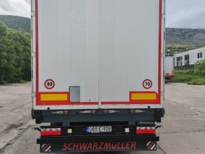Poluprikolica Schwarzmuller