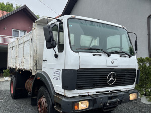 Kamion Mercedes 16 22