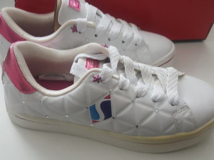 NOVO Tenisice teniske Skechers br. 30 Patike tene