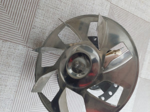 mali motoric sa propelerom ventilator 220v