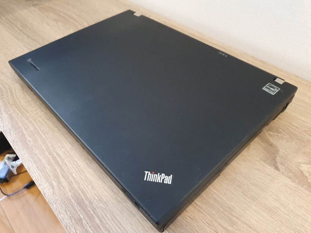 Lenovo Thinkpad T400/4GB Ram-a/250GB HDD
