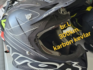Airoh kaciga moto cross kros L 980gr