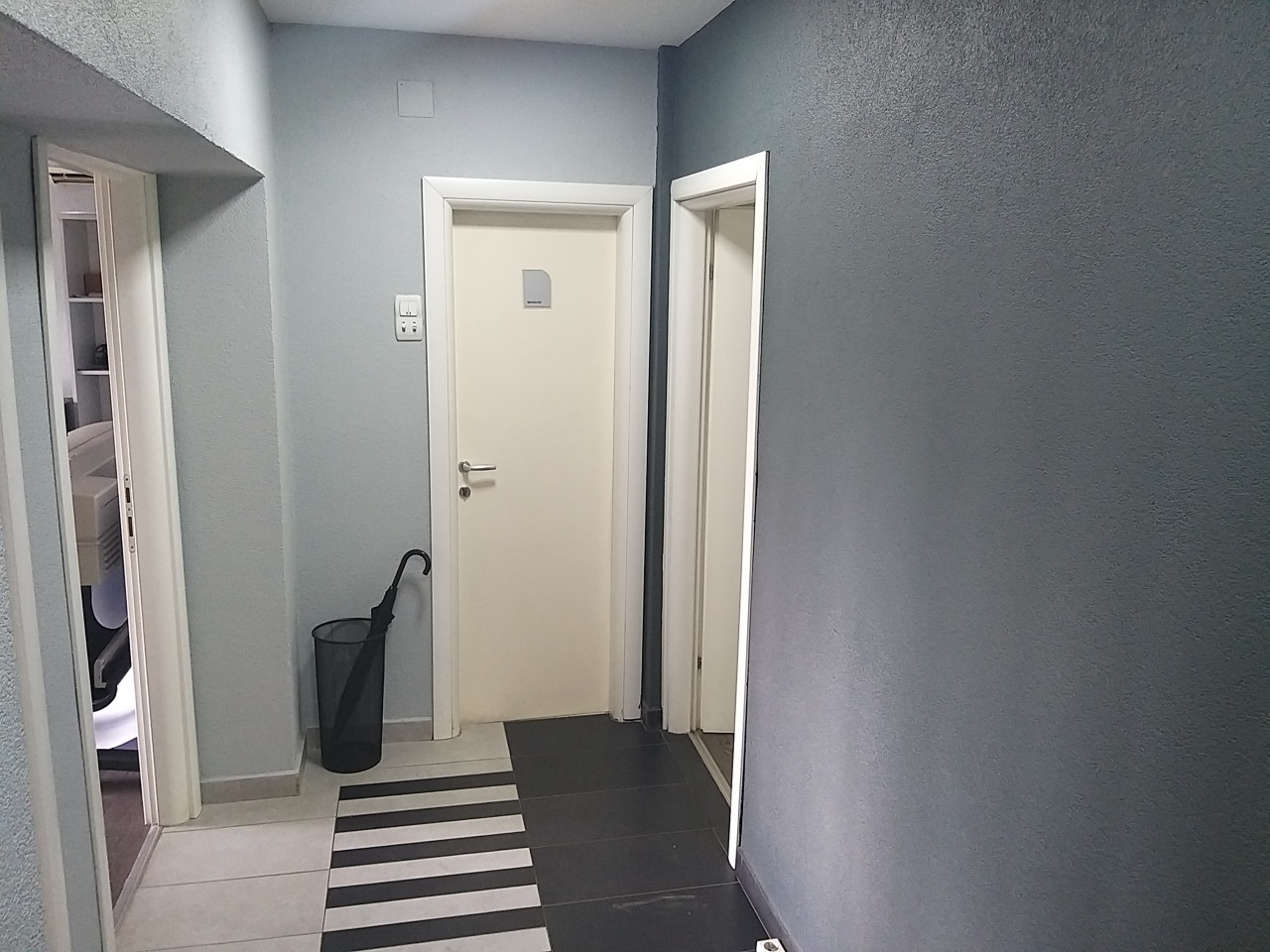 Poslovni prostor u strogom centru - 79 m2 8