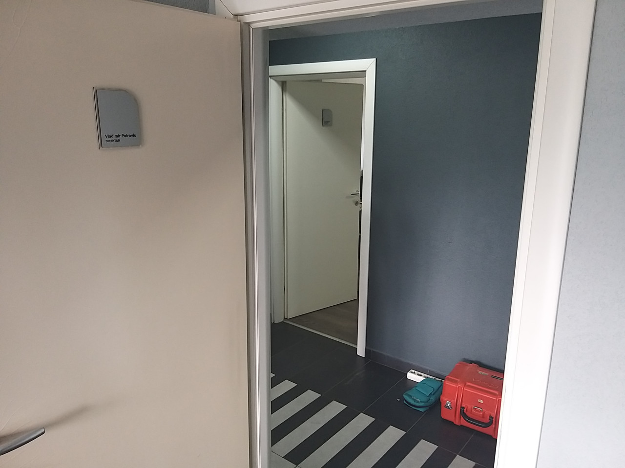 Poslovni prostor u strogom centru - 79 m2 16