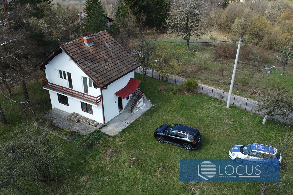 LOCUS: Kuća na parcel 4.735m2, Rakovica, Ilidža photo 5