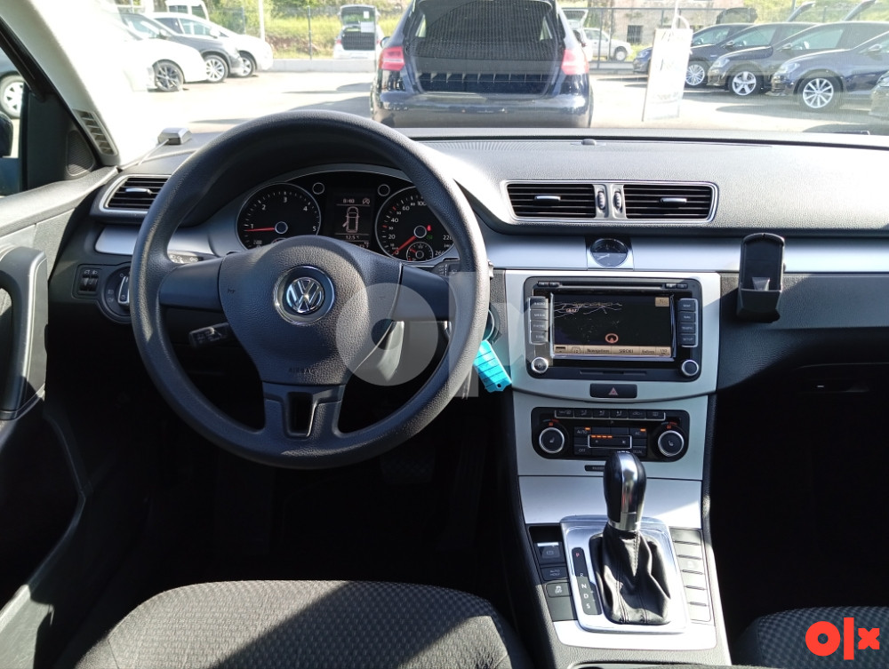 Volkswagen Passat b7 2.0 tdi kar 2011 god DSG Comfortline