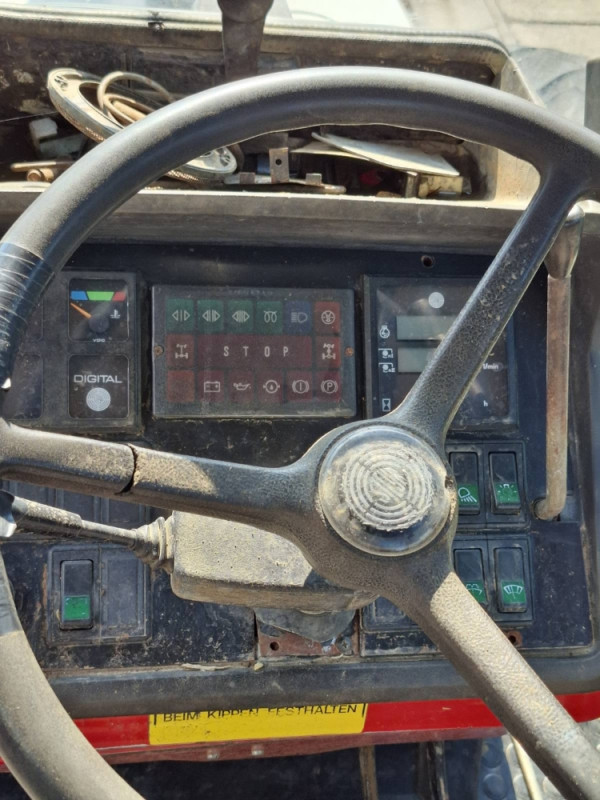 Traktor Steyr 8110
