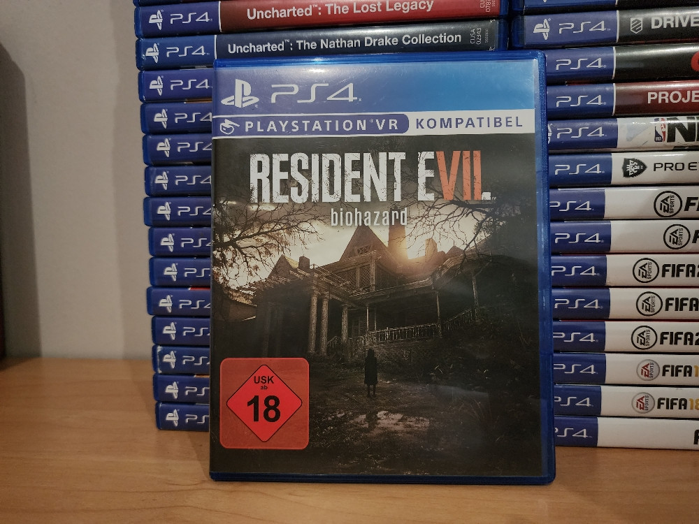 Resident Evil Village - PS4 - RE VII 7 - Playstation 4
