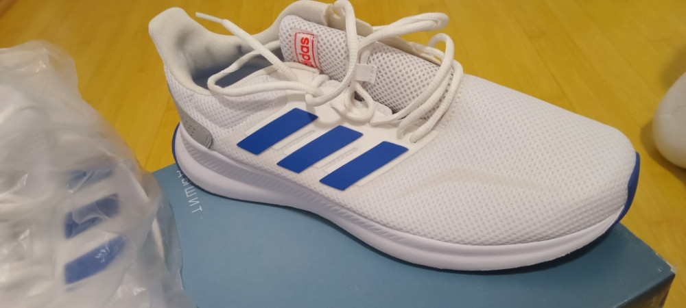 Adidas patike tene