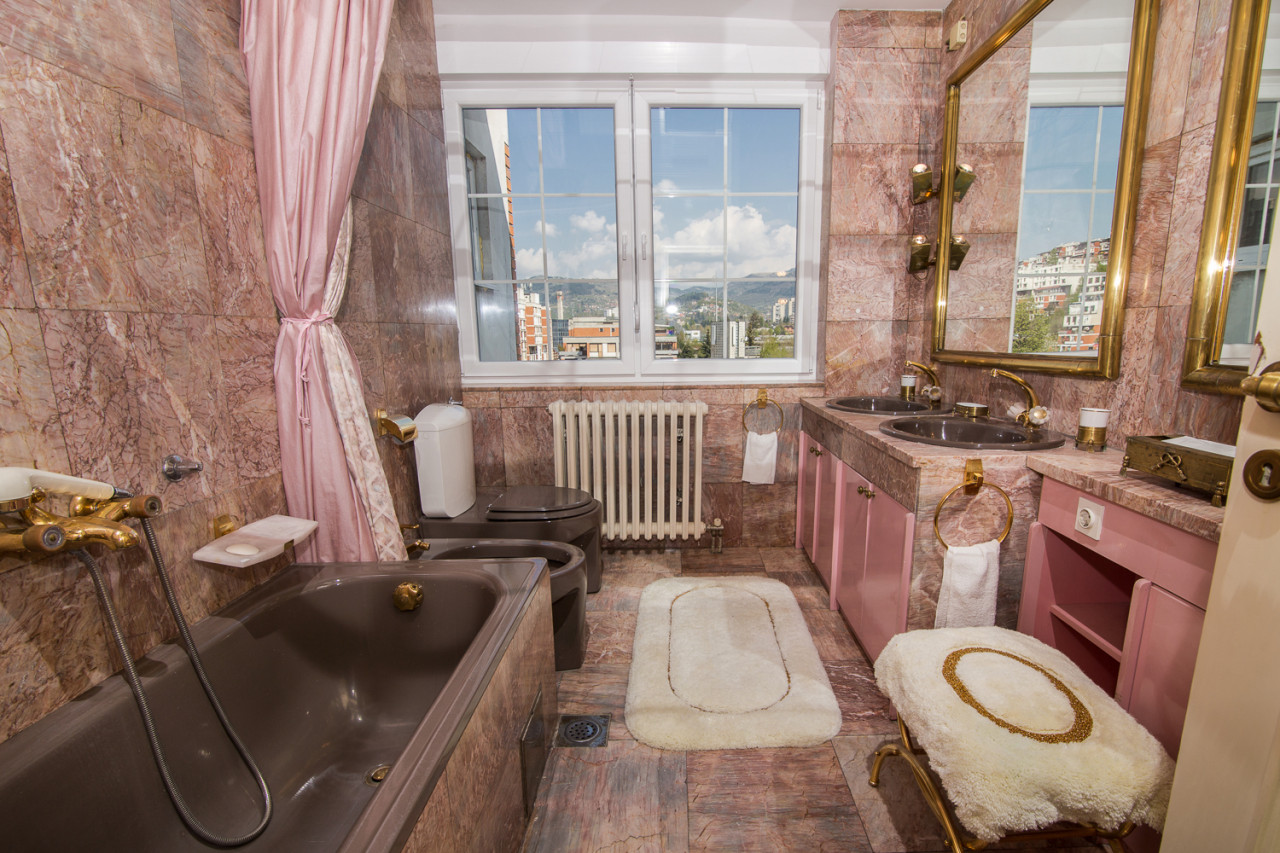 NN Nekretnine : Luksuzan penthouse - Ciglane - Centar 24