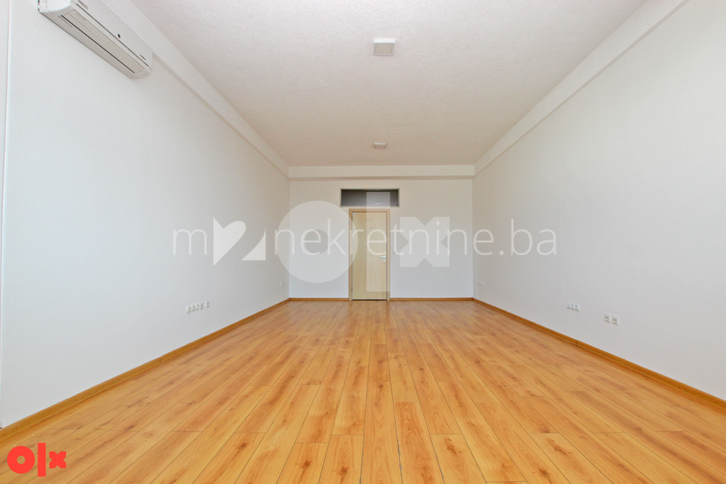 m2: Stup / Poslovni prostori od 30m2 do 2500m2 8