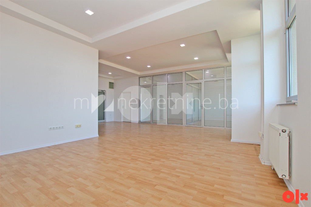 m2: Stup / Poslovni prostori od 30m2 do 2500m2 9