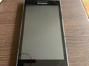 Tablet Lenovo TAB 2 A7 (neispravan)